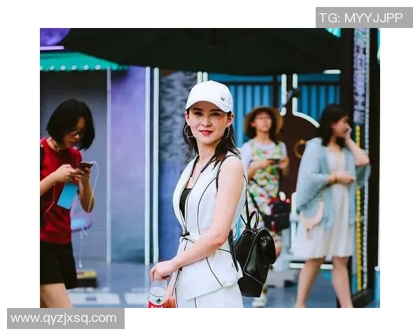 中国足球明星的时尚风采与球迷热爱的个性服饰探讨